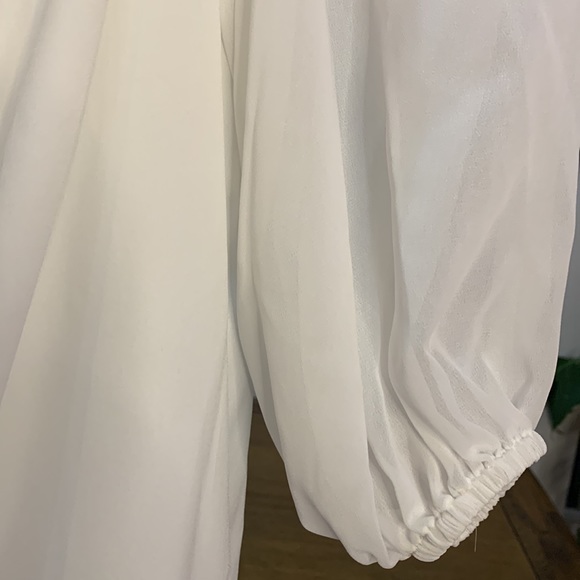 1.STATE Cold-Shoulder Blouse Size M New. NWOT - Picture 6 of 8